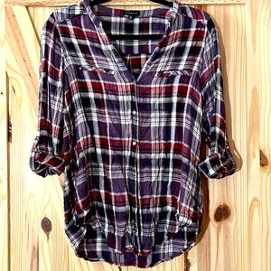 Women’s Plaid Blouse